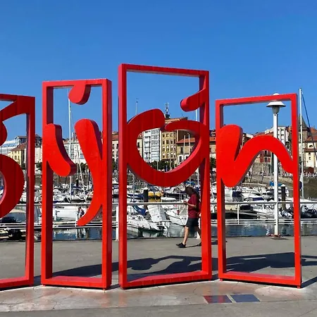 Centro Novort Lägenhet Gijón